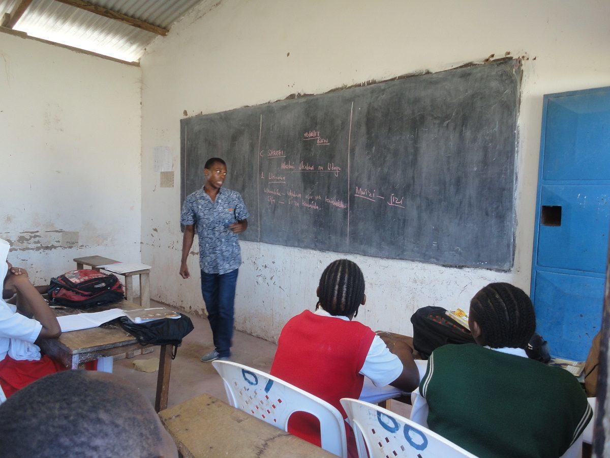 03-Oberschule-Stelle-Partnerschule-Kenia-1200x900-1200x900.jpg