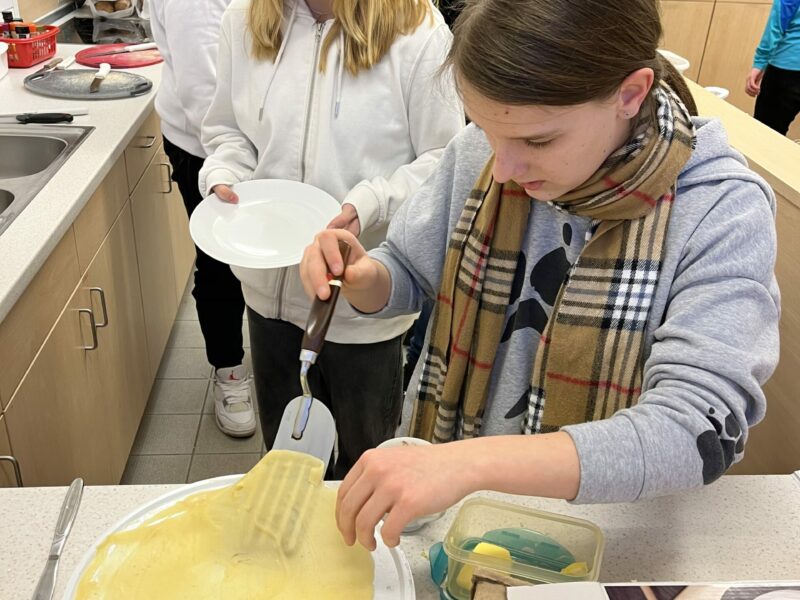 1C1BD4B7-CD15-4BB9-8682-CD0DF266BF77